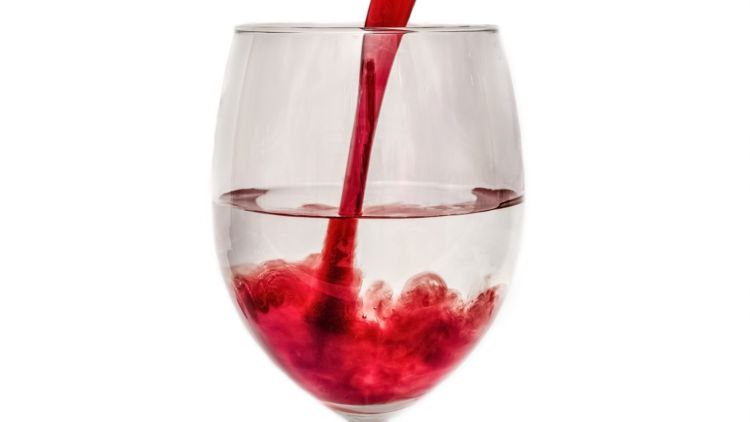 En famille, en affaires. Comment ne pas faire déborder le verre ?